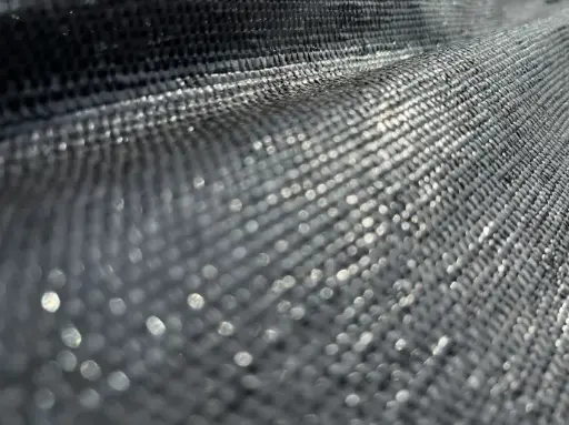 105/105 kN szőtt geotextília tekercs, 5.2 m x 100 m